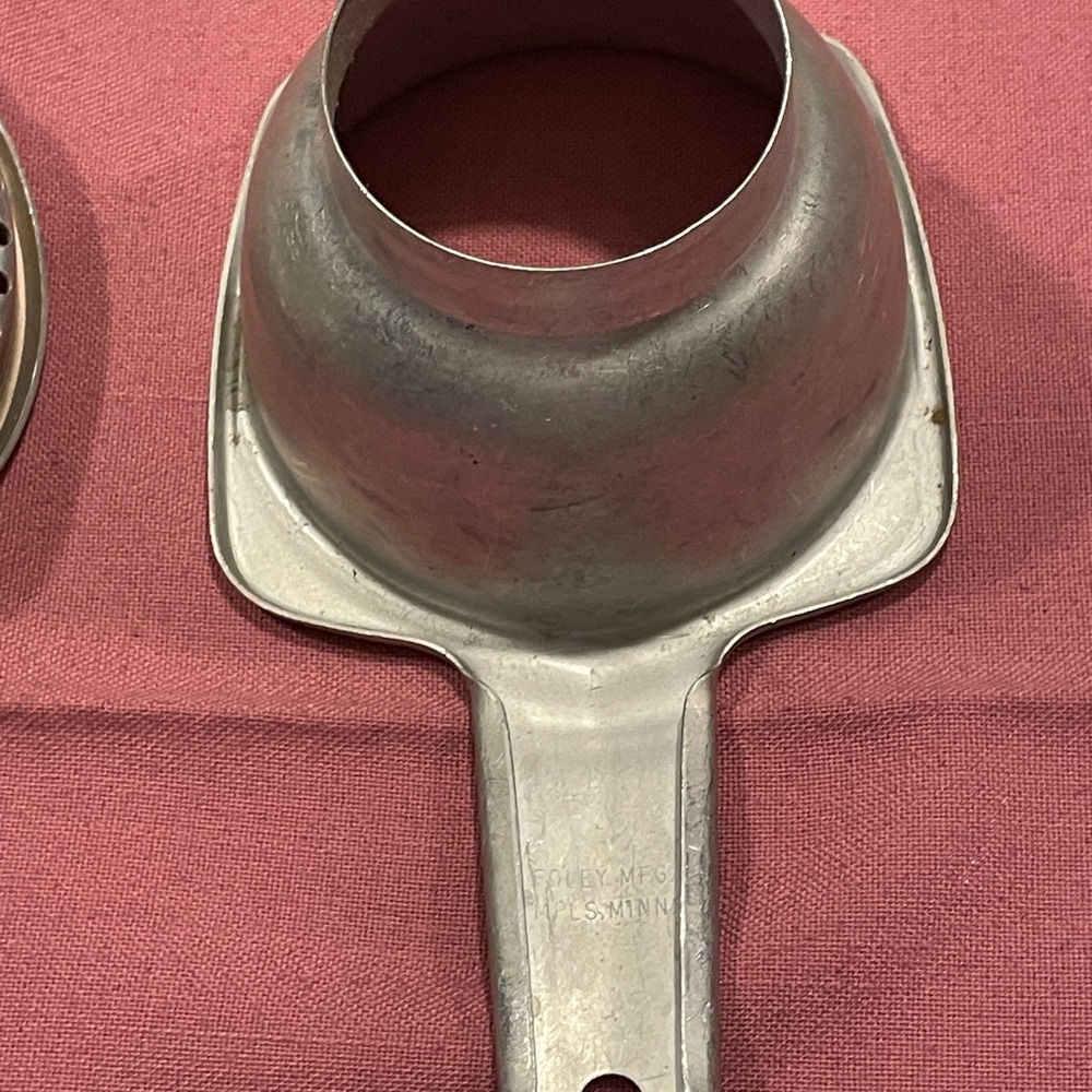 Vintage Foley Handheld Aluminum JUICER REAMER & CANNING FUNNEL - Picture 11 of 11